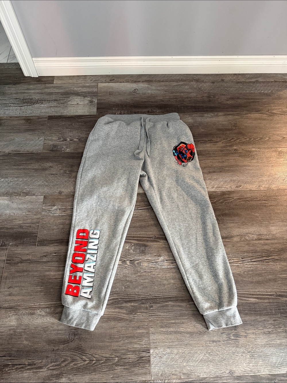 Marvel Grey 'Beyond Amazing' Graphic Sweatpants with‎ Spider Patch